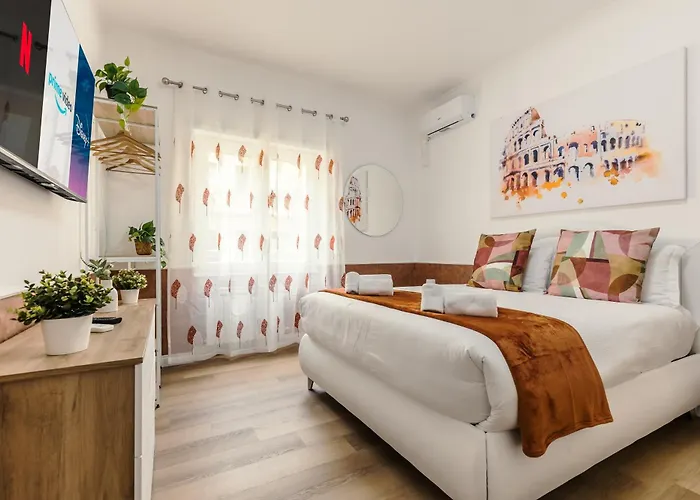 H501 Vatican Apartment *