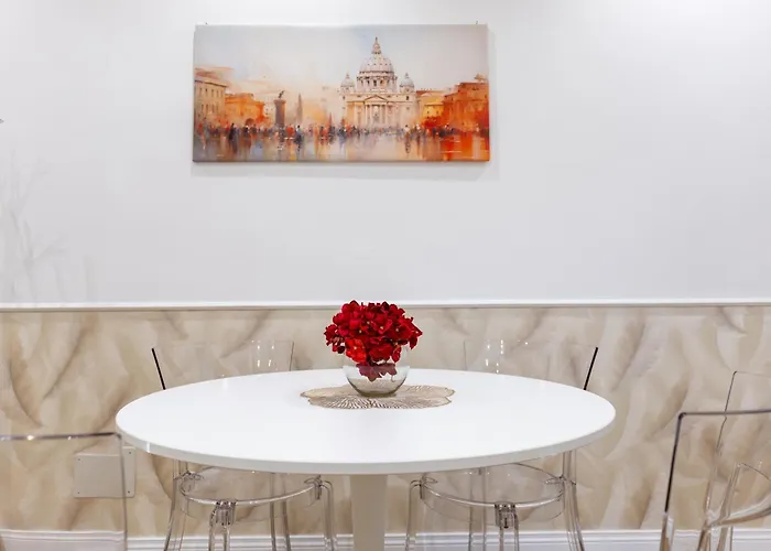 H501 Vatican Apartment *