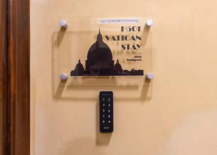 H501 Vatican Apartment *